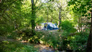 Camping Saint Clair - Zeltplätze am Ufer des Flusses