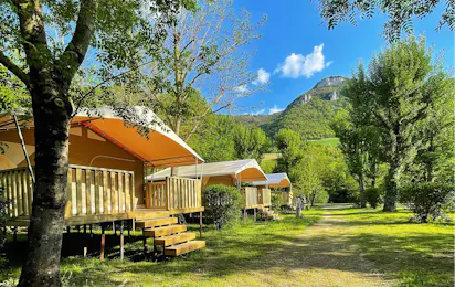 Flower Camping Saint Lambert