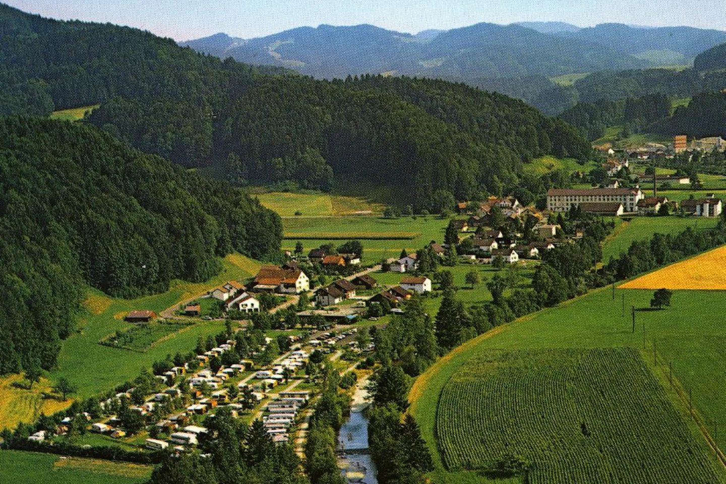 Camping Saland