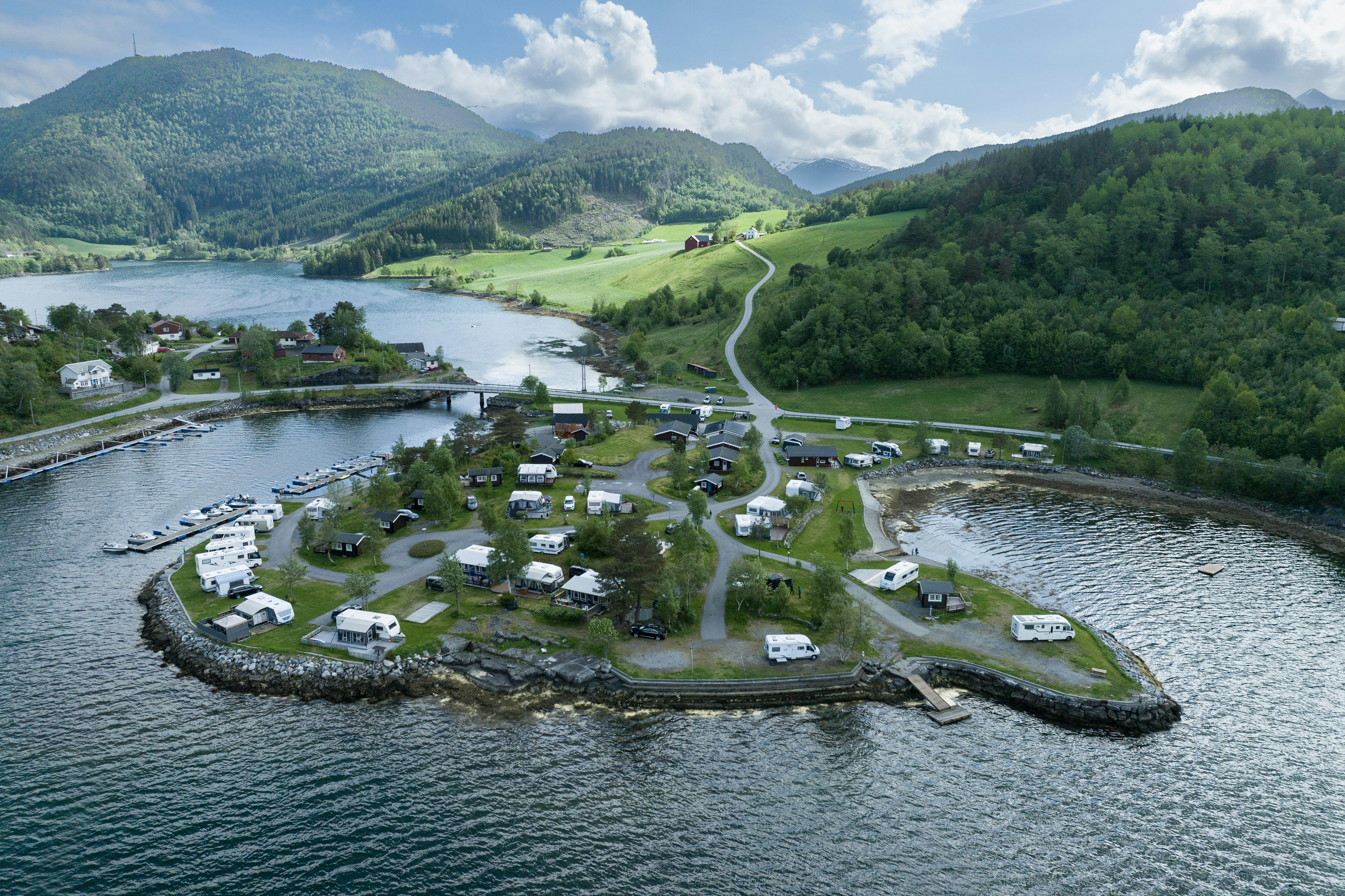 Saltkjelsnes Camping  Camping Saltkjelsnes  - Campingplatz aus der Vogelperspektive