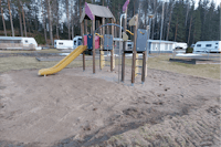 Camping Sandaholm - Kinderspielplatz mit Klettergerüst