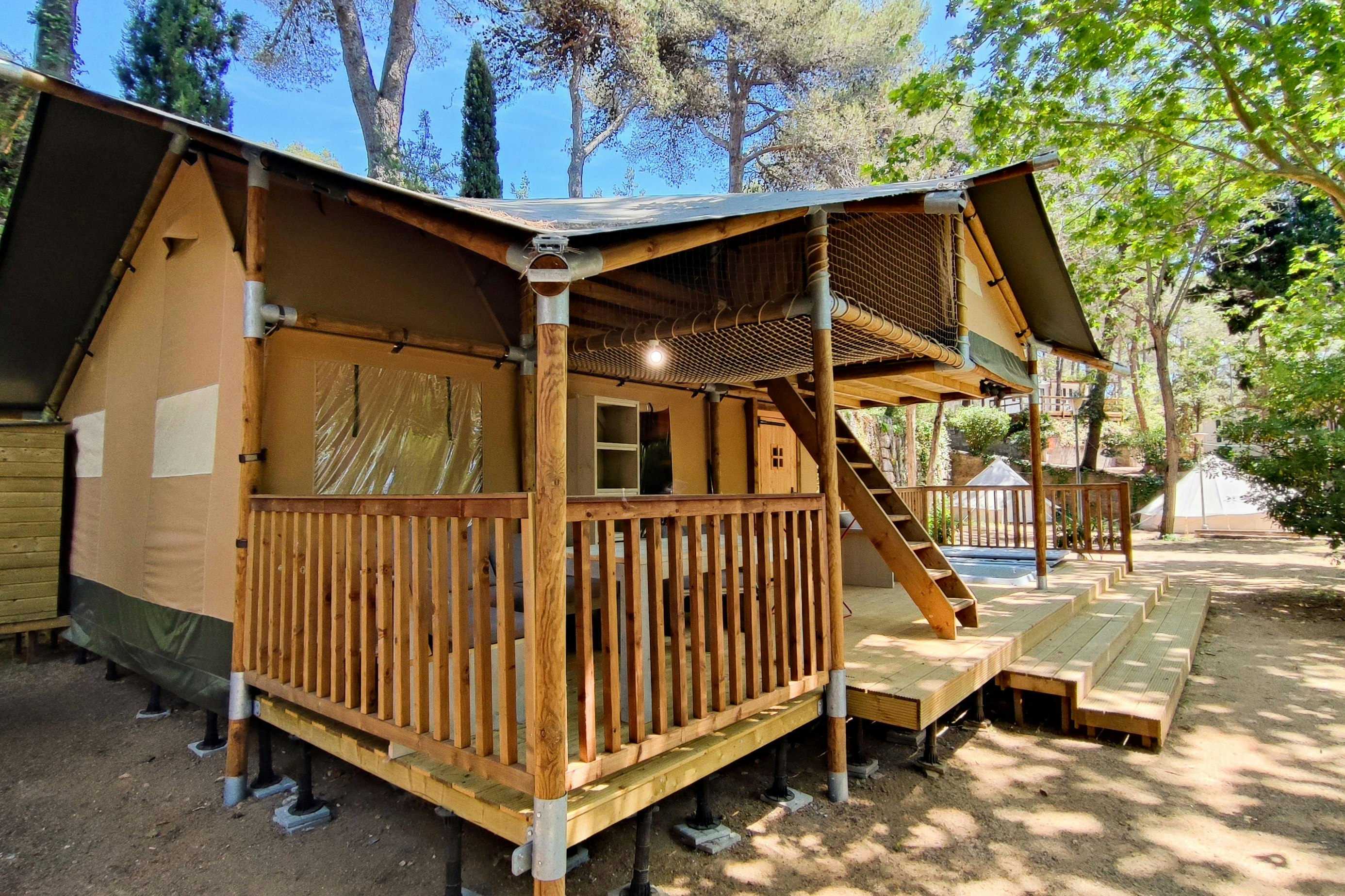 Camping Santa Elena  Camping Santa Elena Ciutat - Glamping-Zelt auf dem Campingplatz