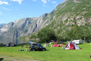 Camping Sæbø - Wohnwagen- und Zeltstellplatz vom Campingplatz am Eidfjord