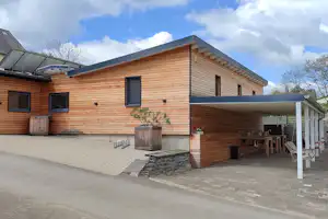 MoselCamping Bernkastel Camping Schenk - Sanitärgebäude und Spülküche auf dem Campingplatz