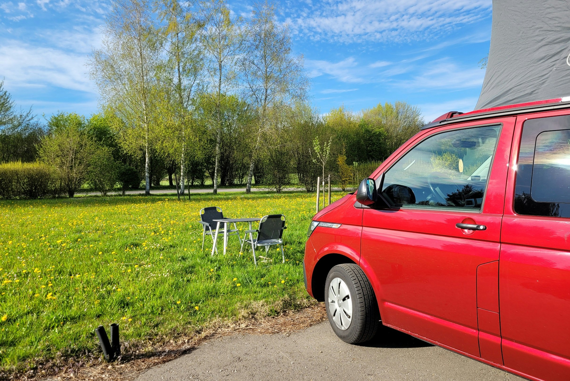 Camping Scherer - Standplätze mit Blick auf die Wiese