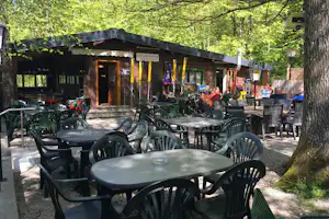 Camping Schloss Aigen - Außenbereich des Restaurants