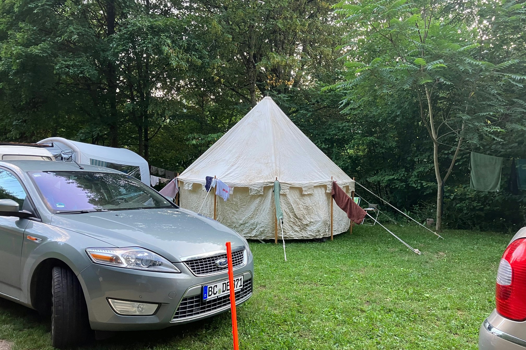 Camping Schlüchttal - Zeltwiese auf dem Campingplatz