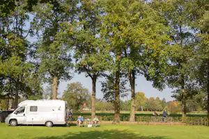Camping Scholtenhagen - Wohnmobil- und Wohnwagenstellplätze im Grünen