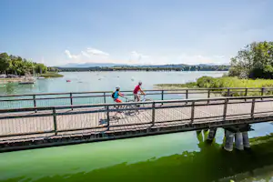 Camping Schwanenplatz - Fahrradwege entlang des Sees