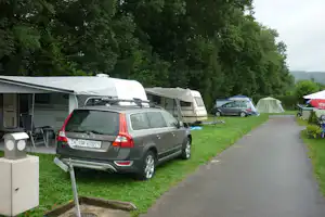 Camping Seeblick - Wohnmobilstellplatz vom Campingplatz auf einer Wiese