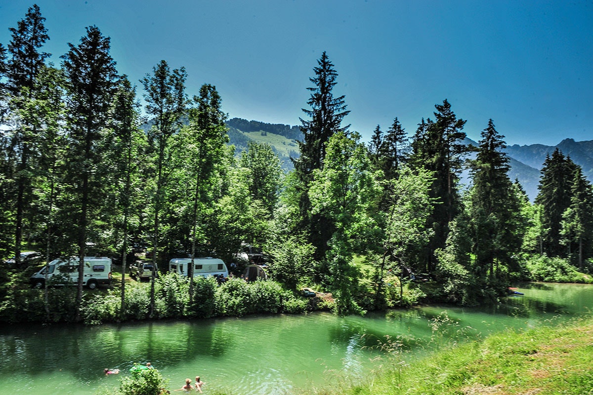 Camping Seemühle - Blick auf den Campingplatz umgeben von Natur