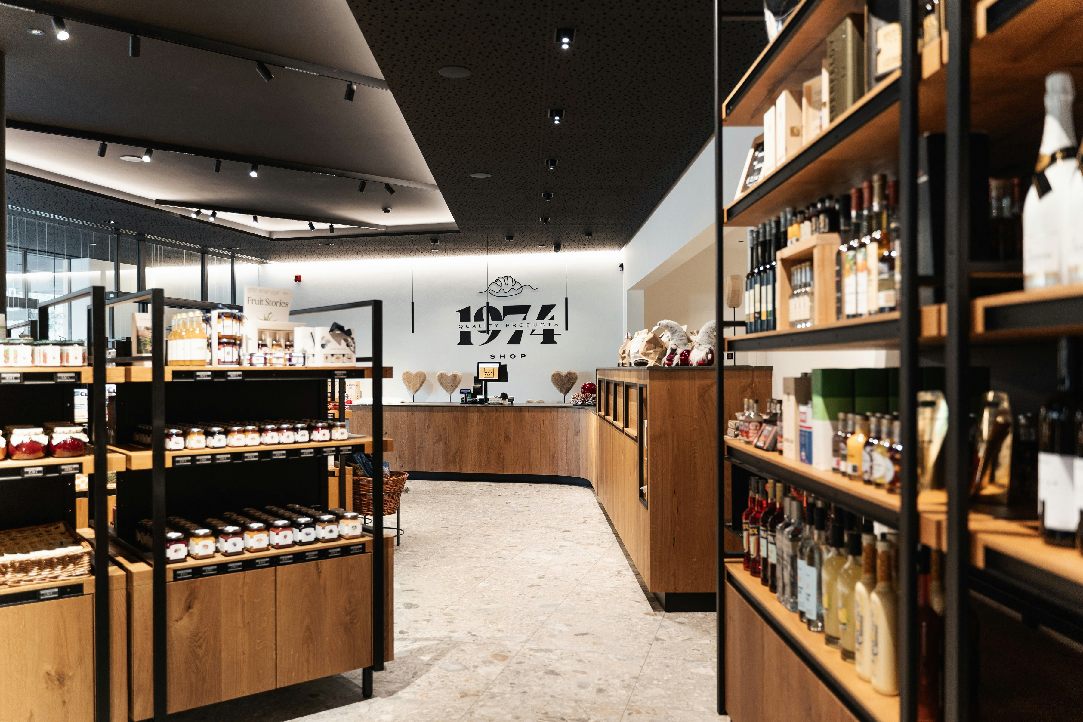 Camping Seiser Alm - Minimarkt auf dem Campingplatz