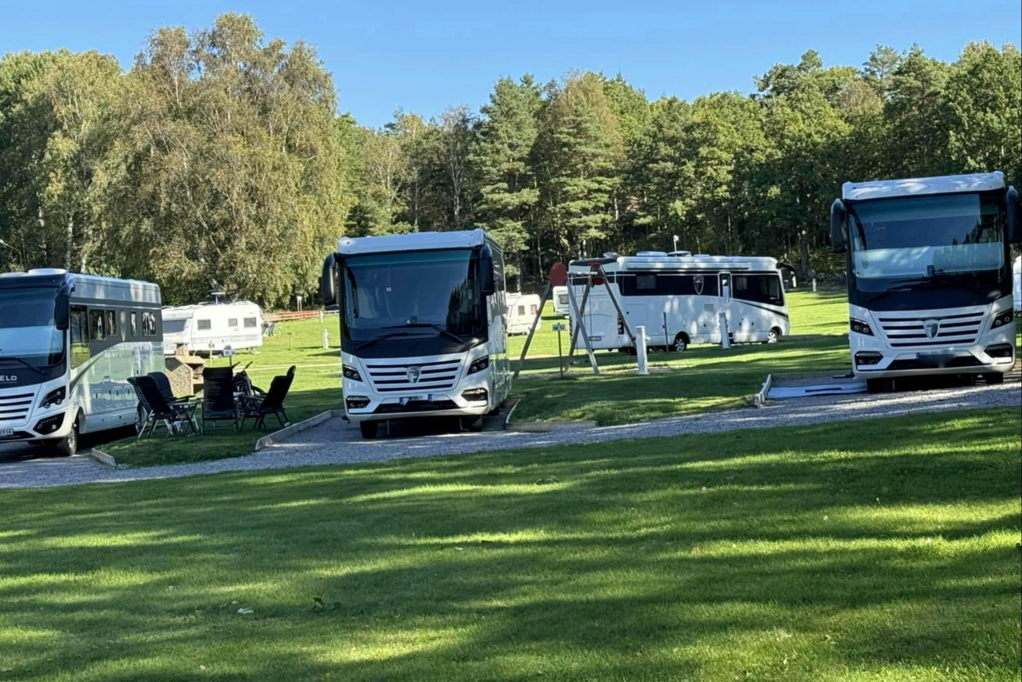 Camping Seläter  Seläter Camping - Standplätze im Grünen auf dem Campingplatz