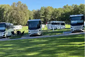 Camping Seläter Seläter Camping - Standplätze im Grünen auf dem Campingplatz