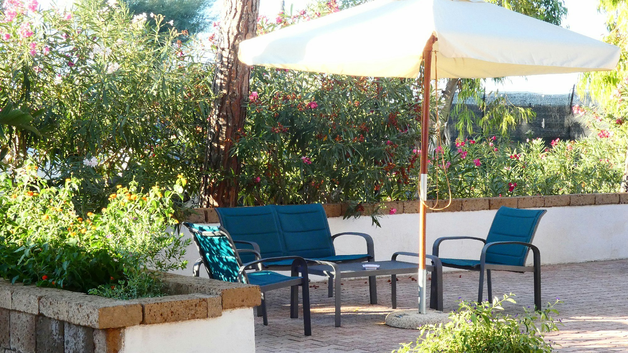 Camping Serenella - Terrasse auf dem Campingplatz