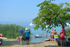 Camping Serenella - Wasser Aktivitäten auf dem Garda See am Campingplatz