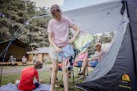 Camping Siesta - Gäste auf ihrem Zeltplatz