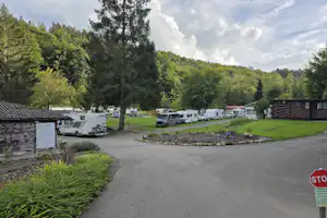 Camping Simmerschmelz Zufahrt auf das Campingplatzgelände