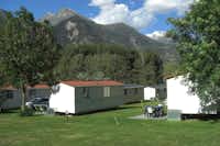 Camping Simplonblick  -  Mobilheime vom Campingplatz im Grünen mit Blick auf die Alpen