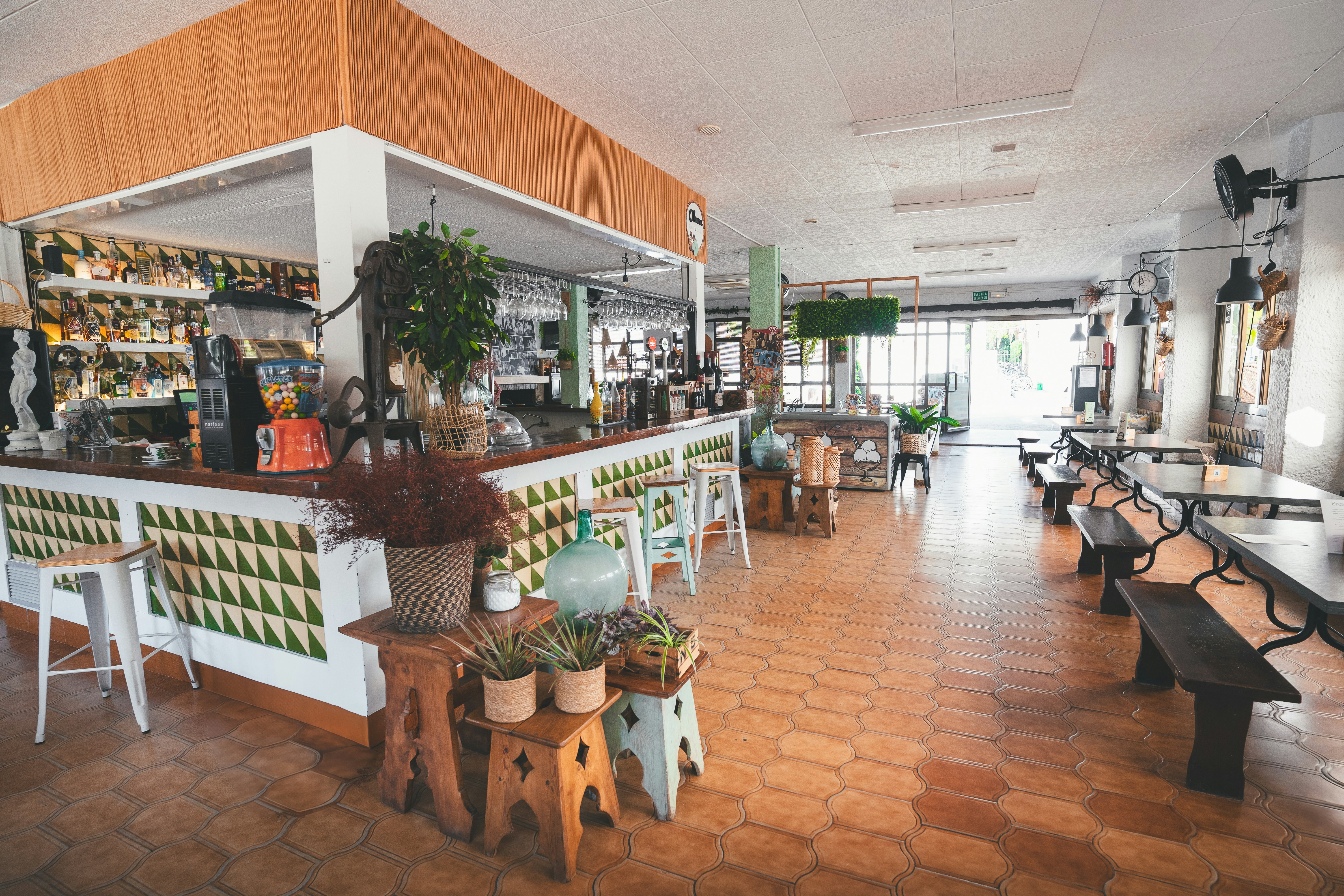 HolaCamp Sitges Relax  Camping Sitges - Restaurant auf dem Campingplatz