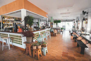 HolaCamp Sitges Relax Camping Sitges - Restaurant auf dem Campingplatz