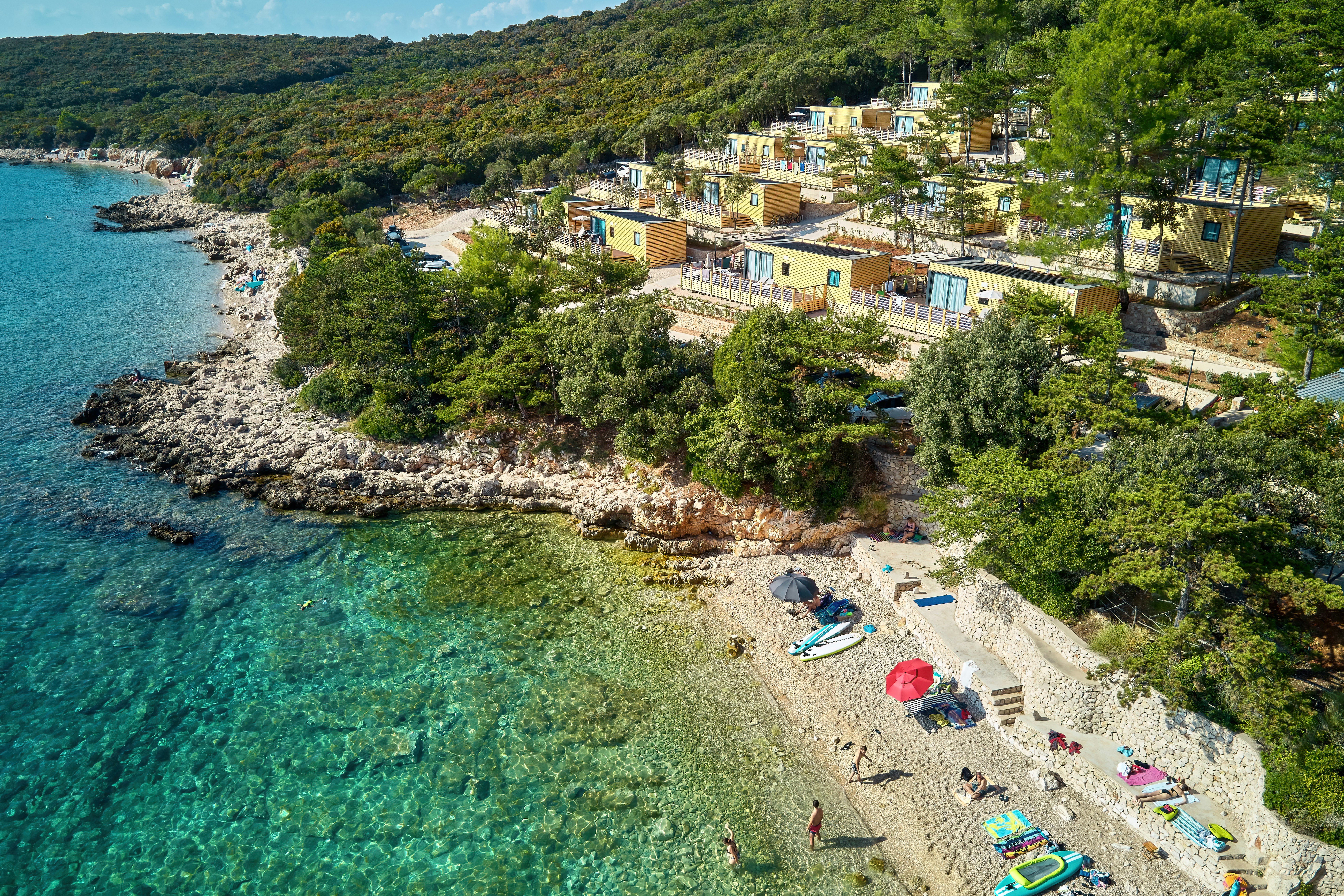 Camping Slatina  - Luftaufnahme des Campingplatzes am Strand