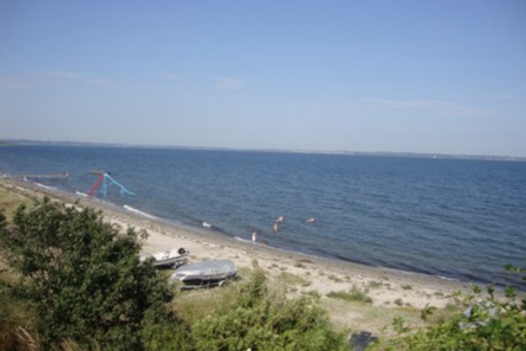 Camping Sølystgård- Strand vor dem Campingplatz