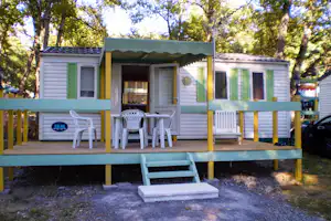 Camping Solaire - Mobilheim mit Terrasse auf dem Campingplatz