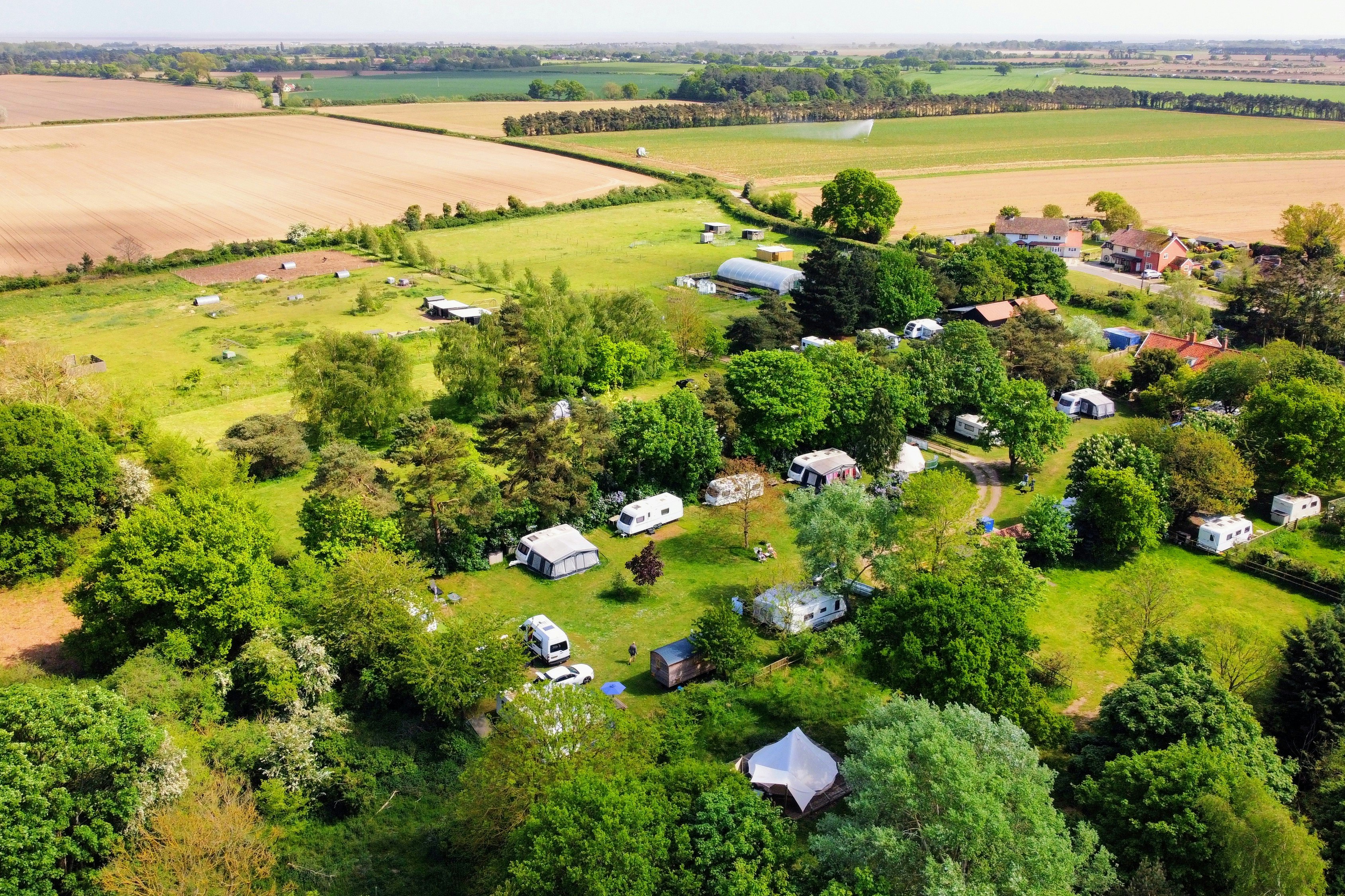 Shottisham Campsite  Camping St. Margaret's  - Luftaufnahme des Campingplatzes
