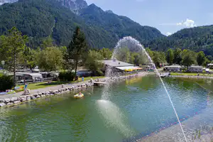 Camping Steinplatte - Blick auf Badesee auf dem Gelände vom Campingplatz