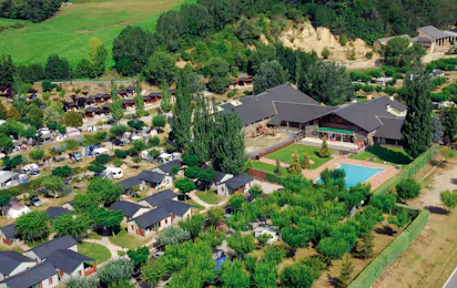 Stel Camping & Bungalows Resort