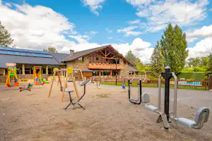 Camping Stel - Spielplatz und Outdoor Gym vom Campingplatz