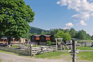 Camping Sun Dance Ranch AB - Mietunterkünfte auf dem Campingplatz