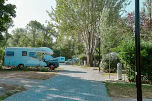 Camping Sunêlia L'Hippocampe - Camper auf den Standplätzen des Campingplatzes