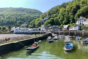 Camping Sunny Lyn - Blick auf den Hafen in der Nähe des Campingplatzes