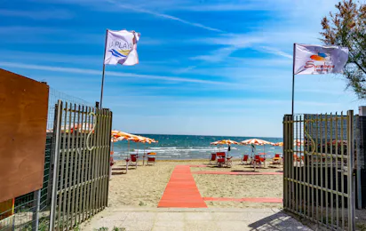Camping Surabaja La Playa