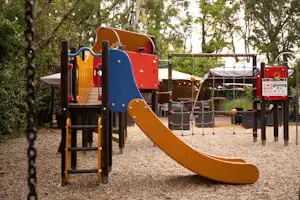 Camping Suze Luxe Nature - Spielplatz auf dem Campingplatz