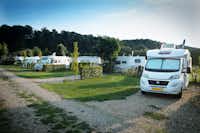 Camping 't Geuldal  -  Wohnwagenstellplatz und Wohnmobilstellplatz vom Campingplatz im Grünen
