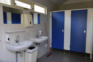 Camping 't Heeterveen - Innenansicht des Sanitärgebäudes