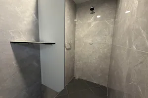 Camping 't Linderhof - Innenansicht des Sanitärgebäudes