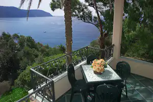 Camping Tallinucci - Terrasse mit Blick auf das Meer