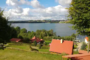 Camping Tamowa (Nr. 181) - Campingplatz mit Blick auf den See