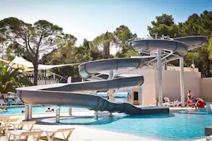 Camping Taxo les Pins - Pool vom Campingplatz mit Wasserrutsche