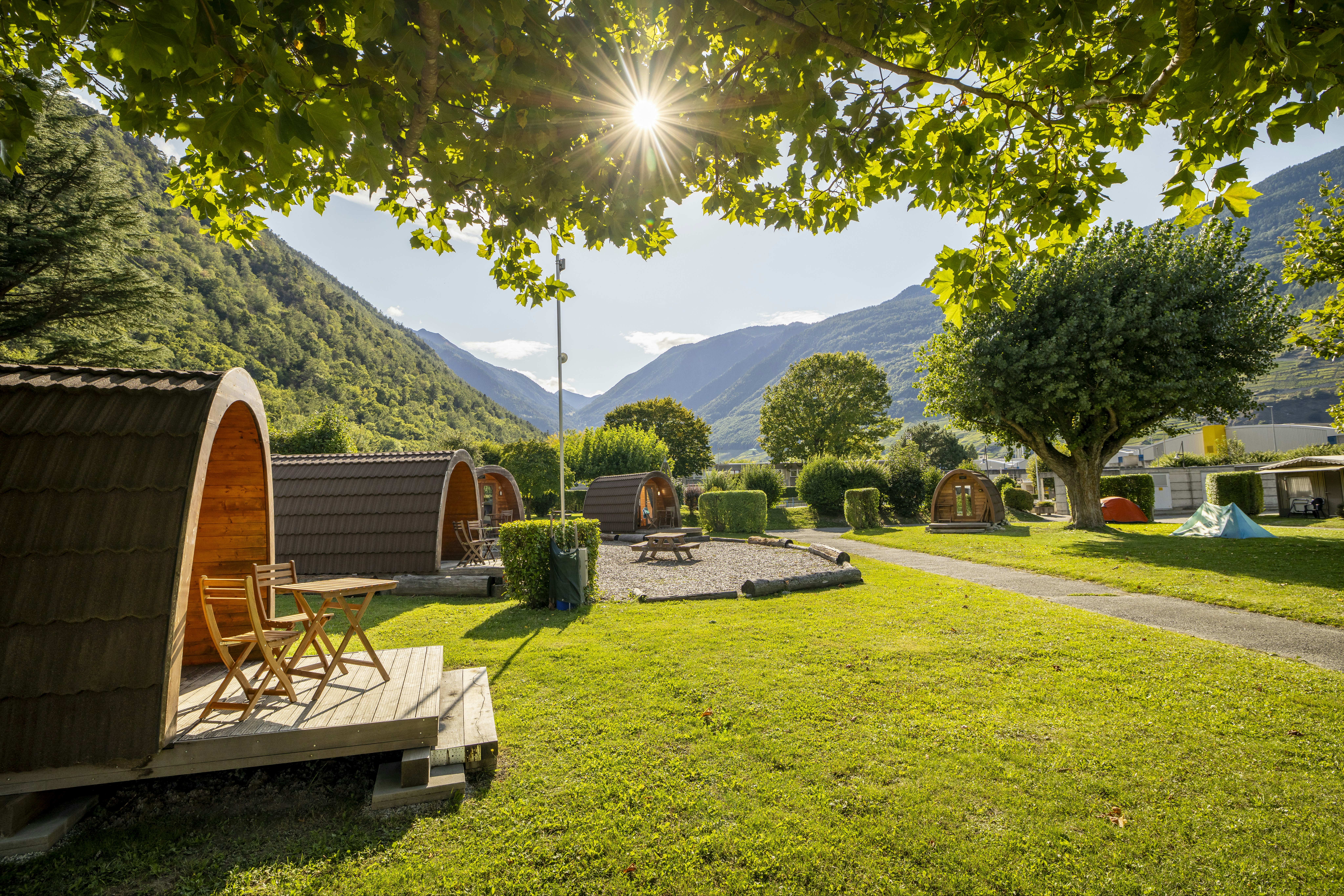 TCS Camping Martigny  - Mobilheime auf dem Campingplatz