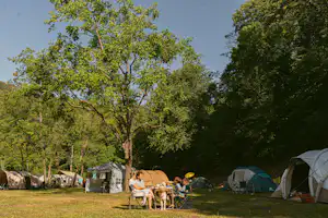 Ca.Stella Camping del Monte San Giorgio - Zeltplatzwiese auf dem Campingplatz