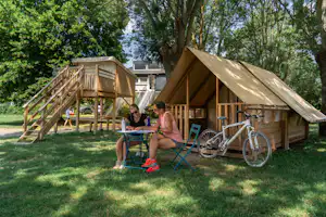 Camping Terre d'Entente - Glamping-Unterkünfte auf dem Campingplatz