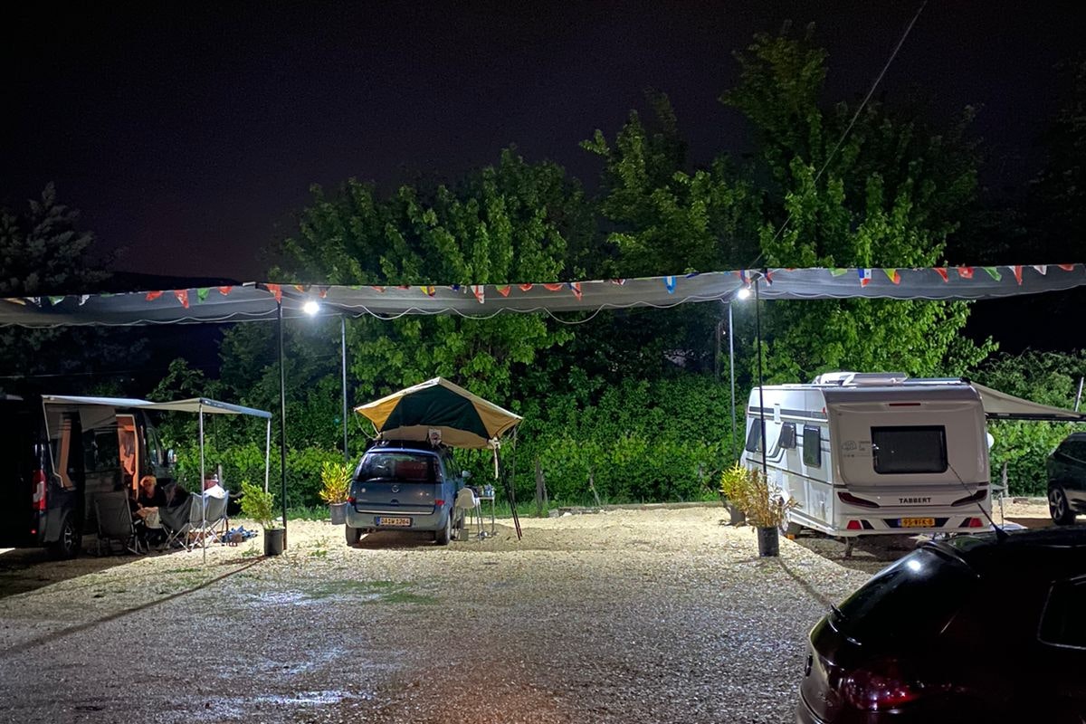 Camping The Castle of Berat  - Stellplätze auf dem Campingplatz