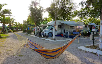 Camping Thines