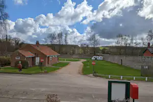 Camping Thorpe Hall - Eingang des Campingplatzes