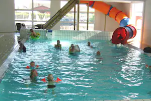 Camping Thorsminde - Indoor Pool vom Campingplatz mit Wasserrutsche